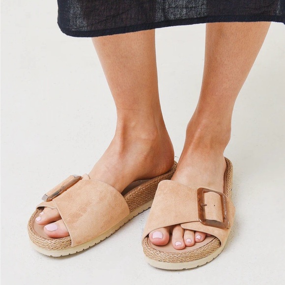 Vince Shoes - VINCE Grant Slide Suede Espadrille Sz 9 Sandal in Cappuccino Summer Vacation